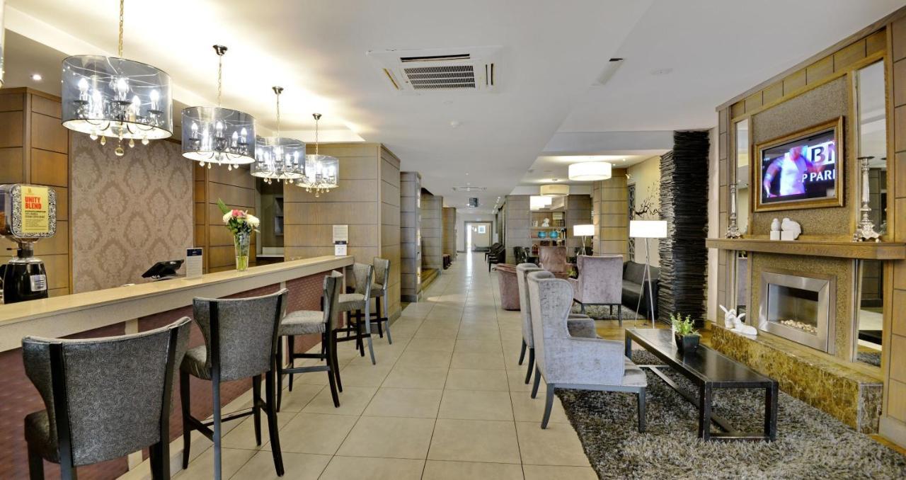Anew Hatfield Hotel 4*