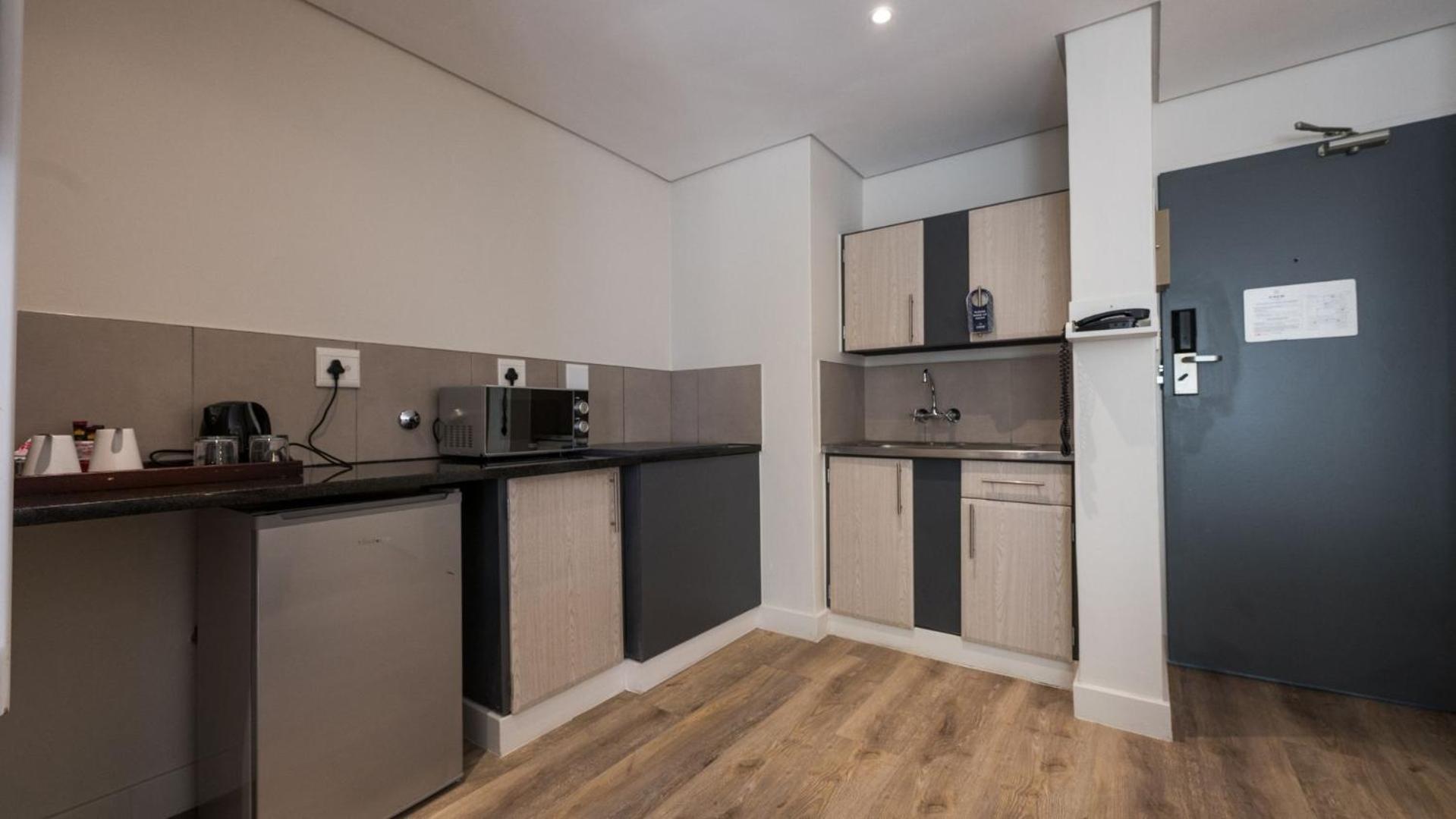 Hotel Anew Hatfield 4*