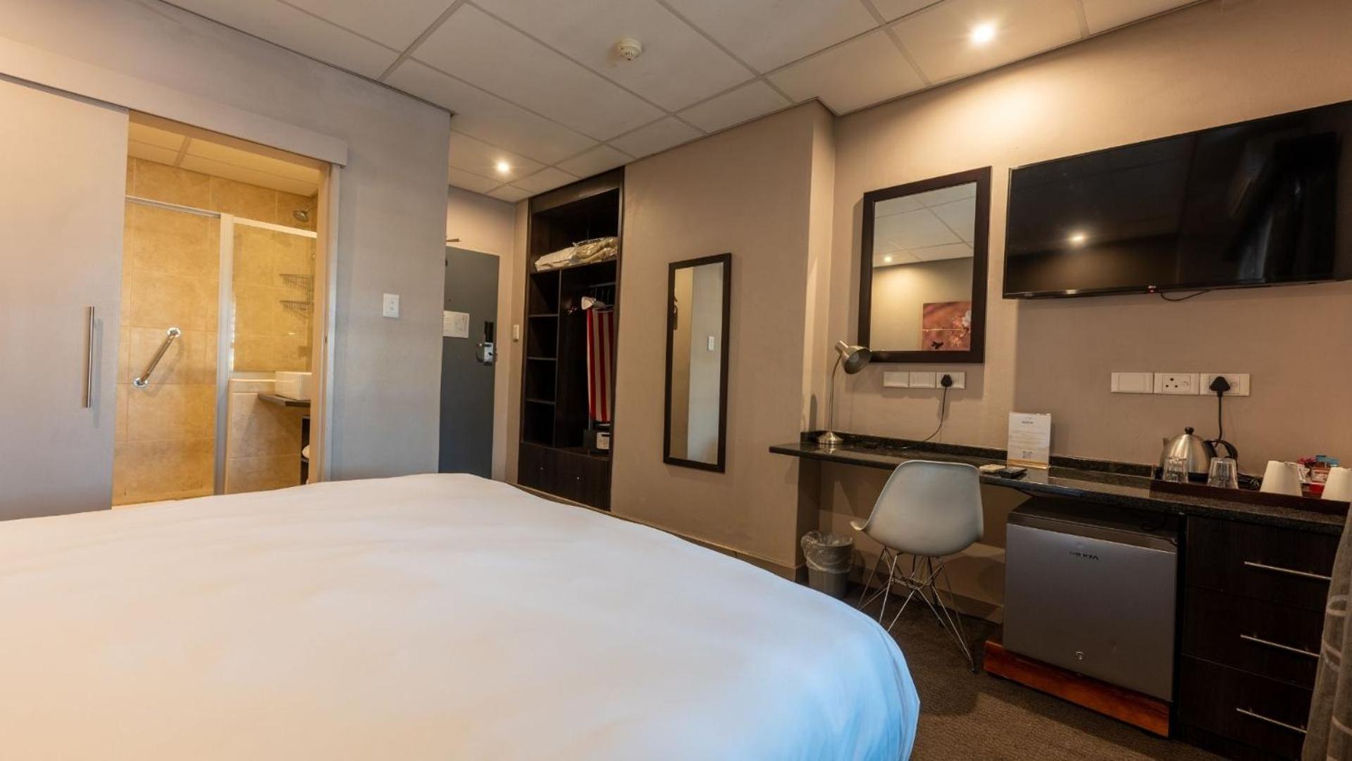 Anew Hatfield Hotel 4*
